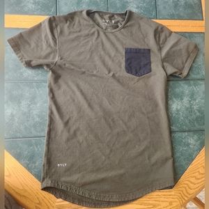 BYLT t shirt green, little black pocket